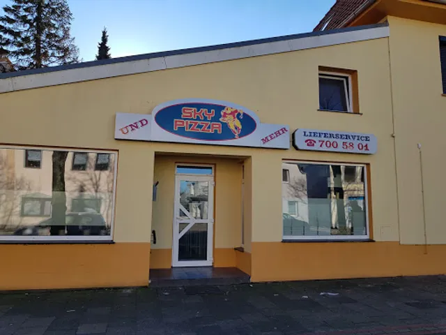 Sky Pizza und Indian Food