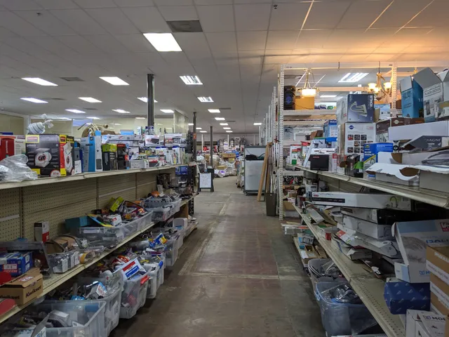 Orlando Liquidation Warehouse