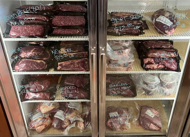 Honokaʻa Country Market