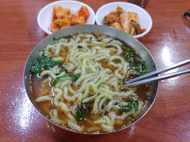 동천칼국수