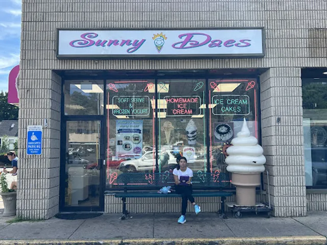 Sunny Daes of Fairfield