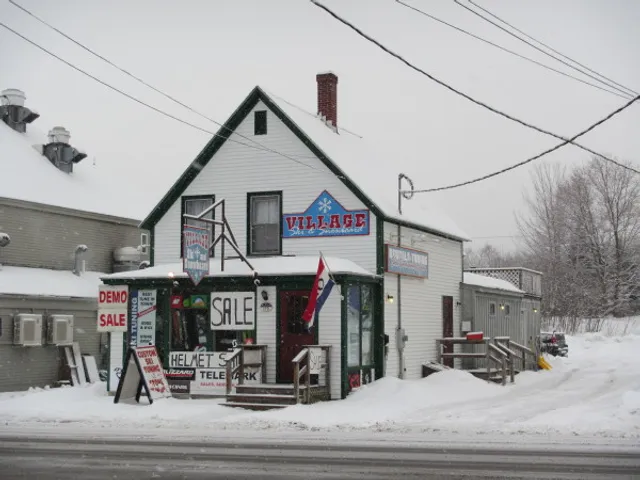 Village Ski & Snowboard