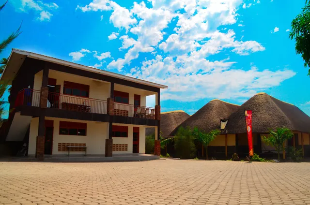 ESCAPE VILLAGE HOTEL