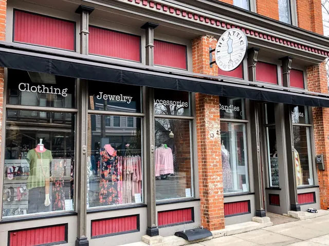 Lola Clothing & Accessories