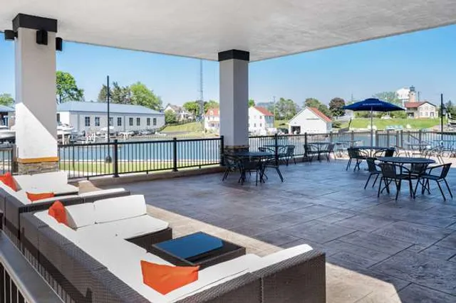 Wyndham Garden Kenosha Harborside