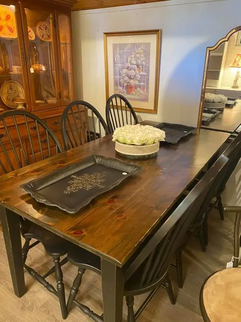 This & That Resale Lower Burrell, PA