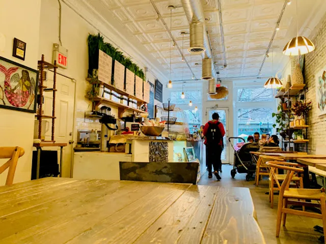 Bwè Coffee - Washington St.