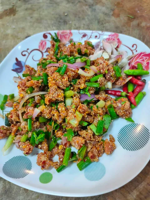 ร้านสยามเบญจมาศจิ้มจุ่มตลาดสำโรงใต้