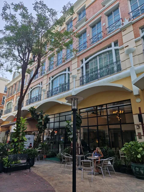 Chamberlain Hostel Bangkok