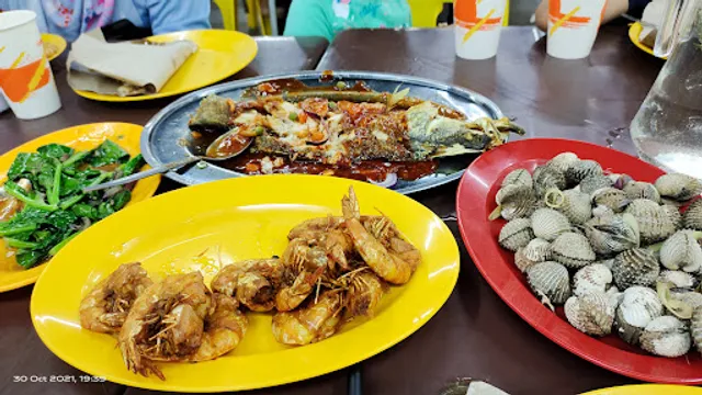 Ikan Bakar Muara Sg Duyung