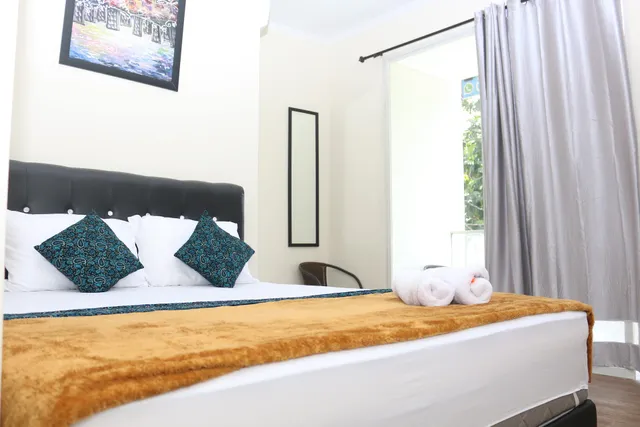 Bantal Guling Pasteur