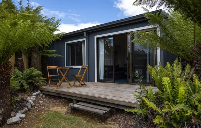 Tullah Lakeside Lodge