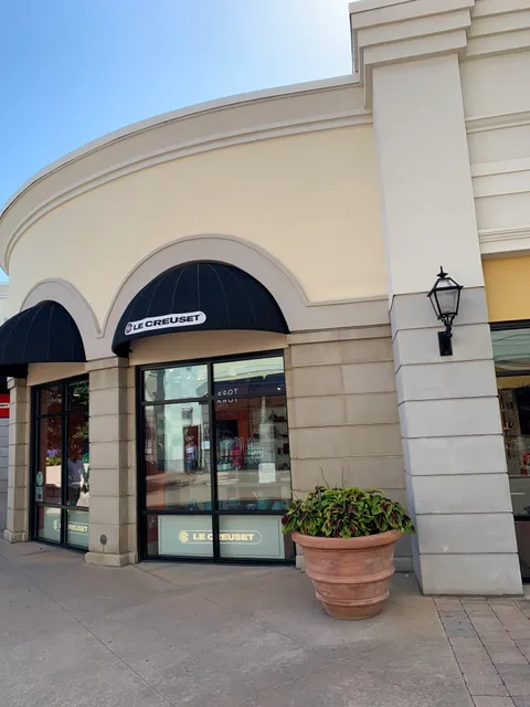 Le Creuset Outlet Store