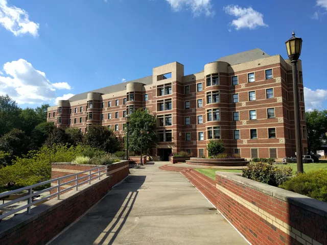 Center Street North Apartments