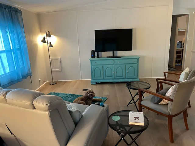 Picky Pinchers Furniture