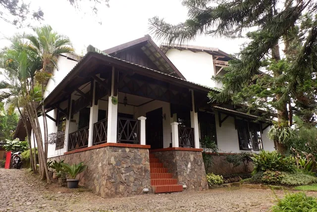 Super OYO 604 Cemara's Homestay