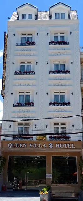 Queen Villa 2 Hotel