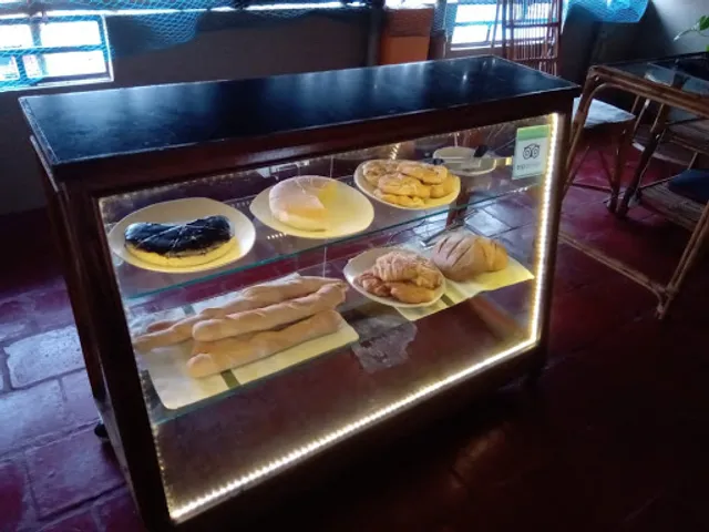 New Banana Cafe & Restaurant