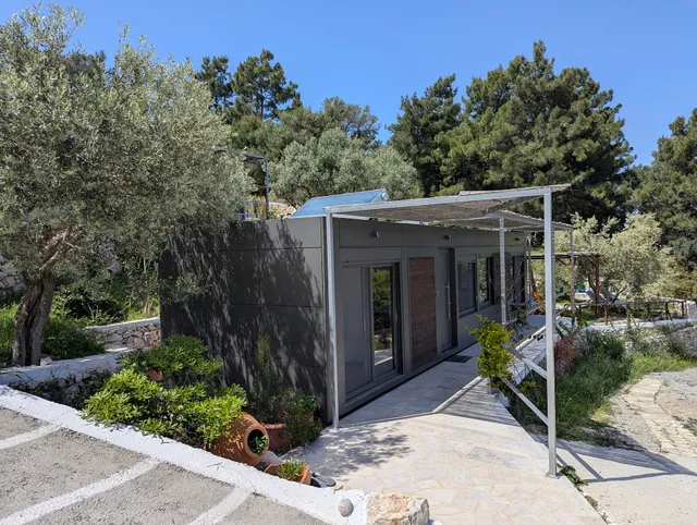 Blue Garden Samos Apartments