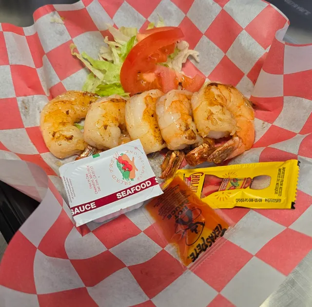 DIILISHUS FISH & CHIK'N