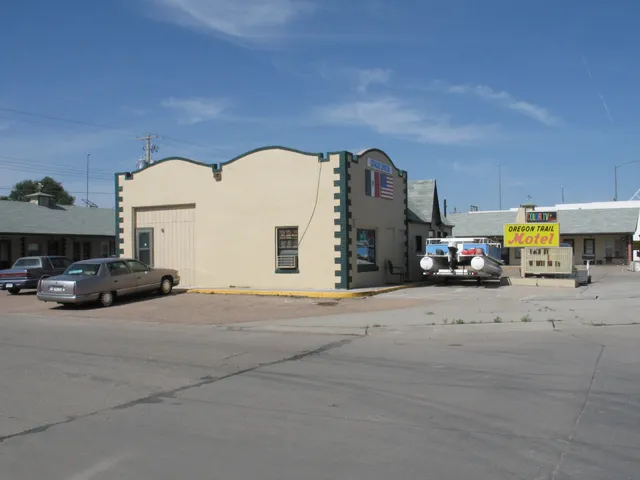 Oregon Trail Motel