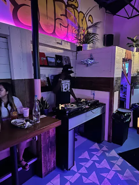 Diego Chicago Restaurant | Dinner, Late Night, Weekend Brunch