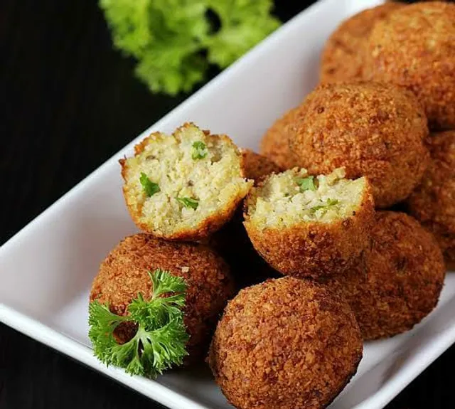 Aladin Shawarmaa & Kebab