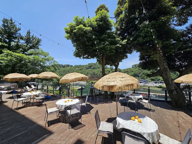 Cheonjiyeon Crystal Hotel