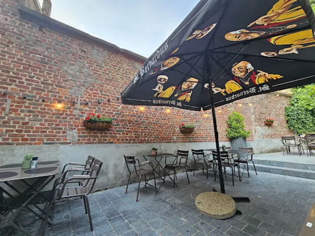 Gusta food and drinks