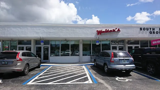 Walter's Coffee Shop by Sergio