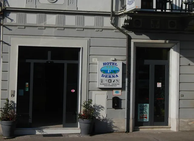 HOTEL DERNA