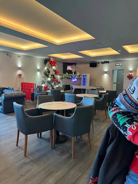 Bar 20 & Rooftop Terrace