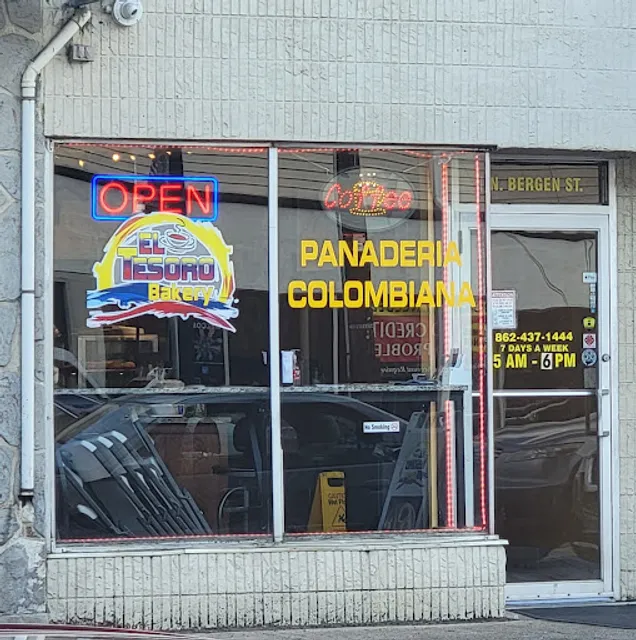 El Tesoro Bakery