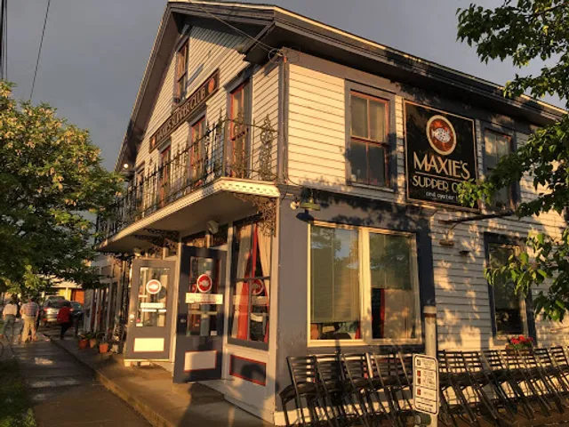 Maxie's Supper Club & Oyster Bar