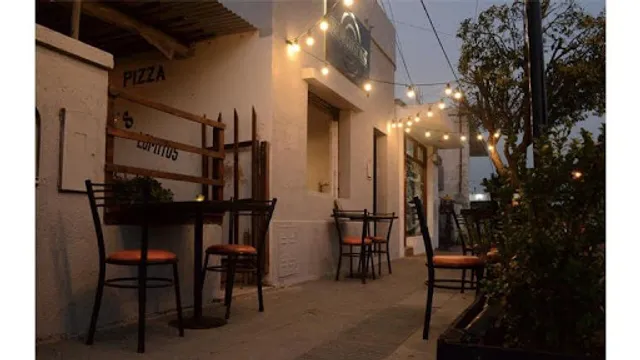 MORDISCO'S - PIZZA A LA PIEDRA