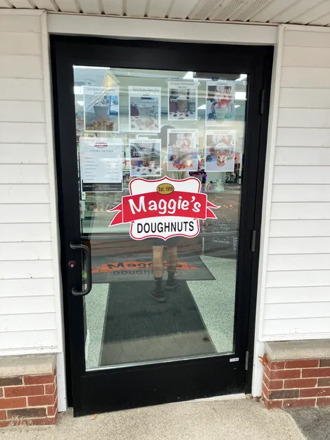 Maggies Doughnuts Newton Falls