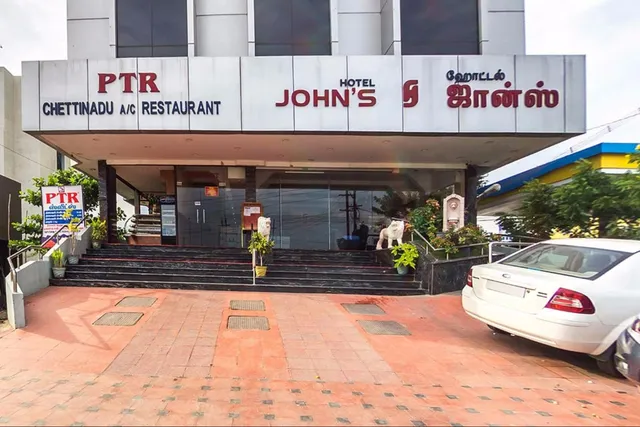 John's Hotel