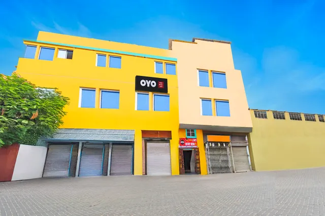 Hotel O Madhyamgram Railway Junction DREAM LAND