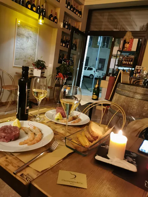 ENOTECA Champagne&Cie