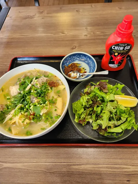 HUONG VIET QUANベトナム風味