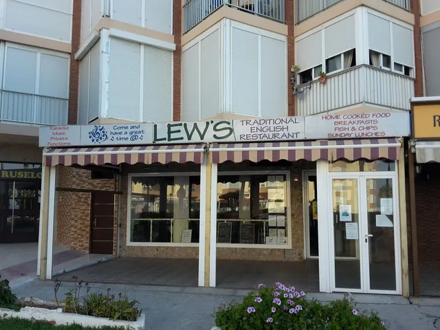 Lew's