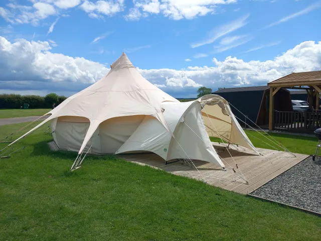 Hill Farm Camping & Caravan Park