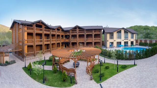 Отель "Династия"