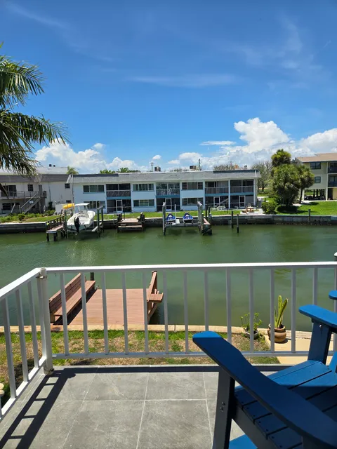 Treasure Island Retreat