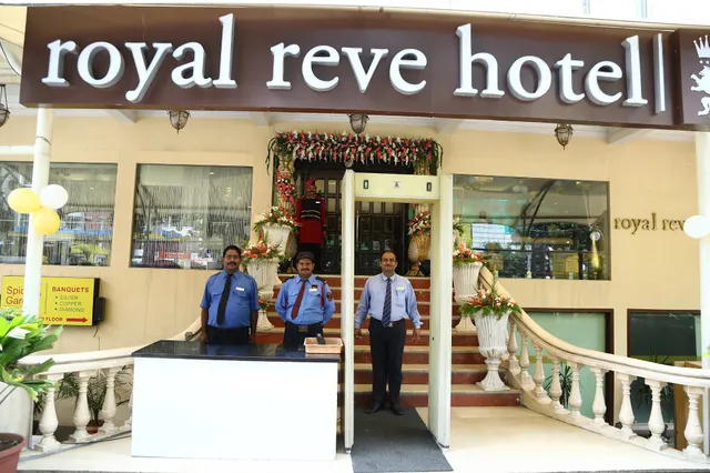 Royal Reve Hotel