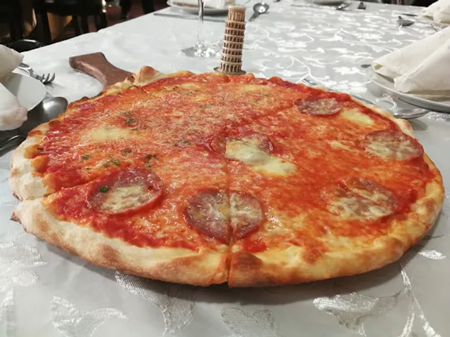 PIZZERIA & RISTORANTE LA ROMA