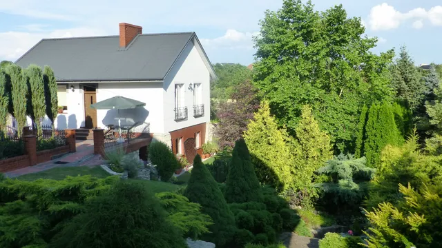 Apartament u Źródła - Willa. NOCLEGI Busko-Zdrój. APARTAMENTY do wynajęcia, nocleg