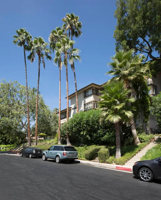 Orange Grove Circle Apartments