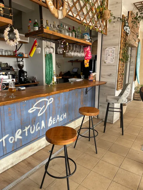 Tortuga Beach - Beach Bar & Cocina