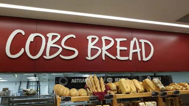 COBS Bread